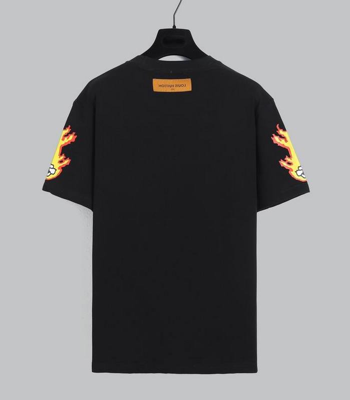 Louis Vuitton Men's T-shirts 822